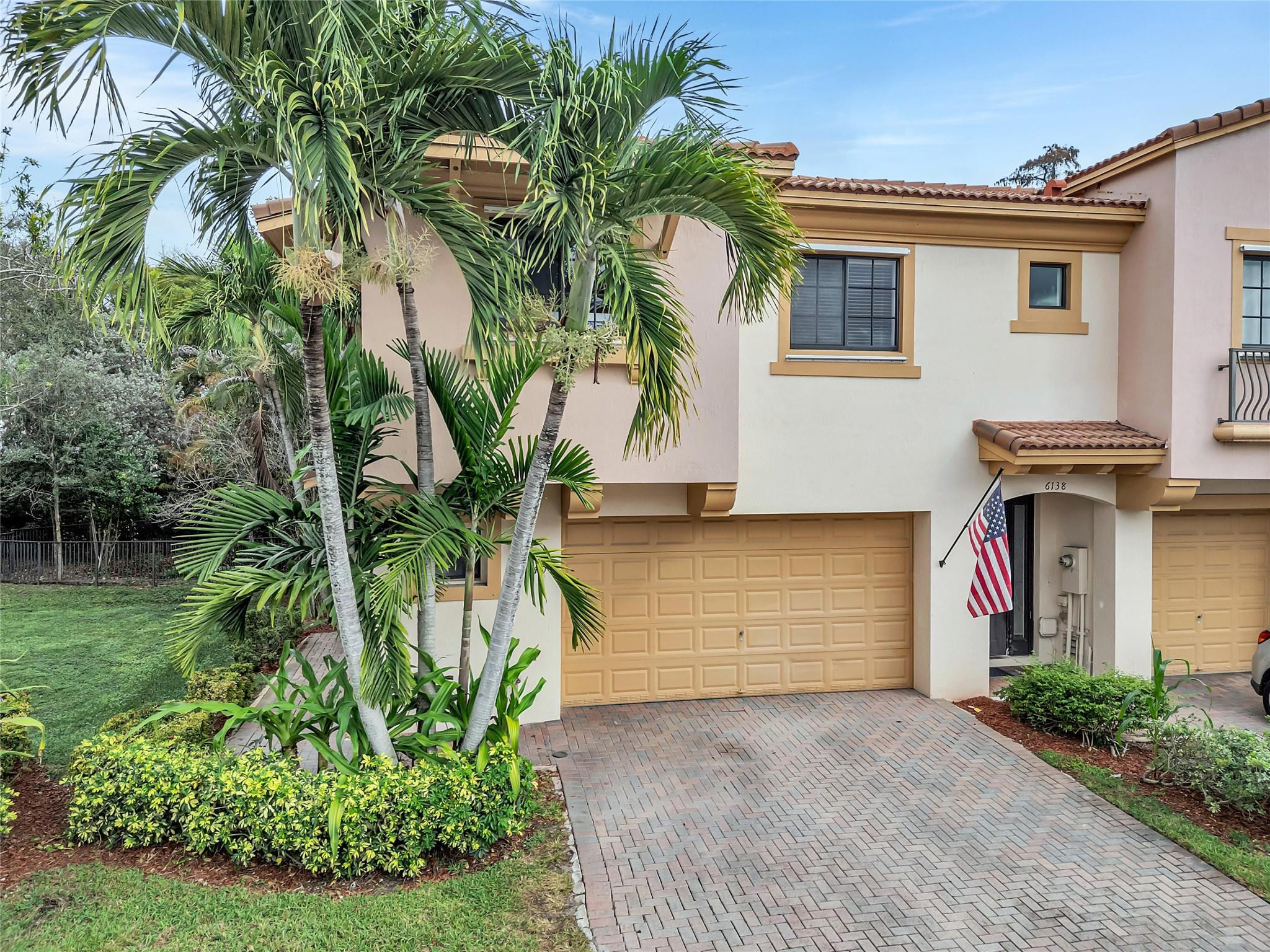 6140 Grand Cypress Circle, Coconut Creek