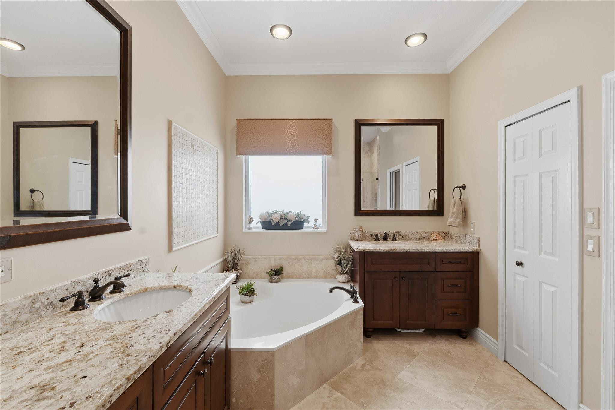 5053 NW 125th Avenue