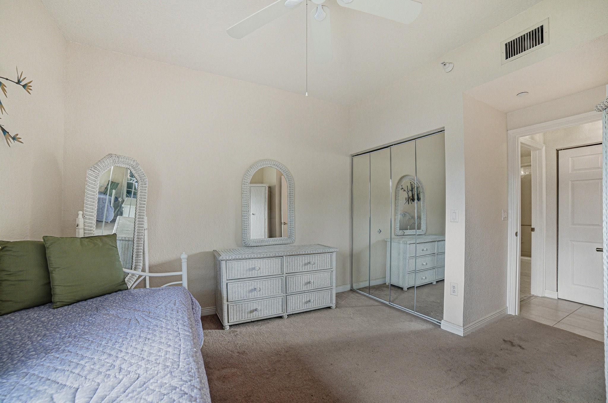 7623 Southampton Terrace 112