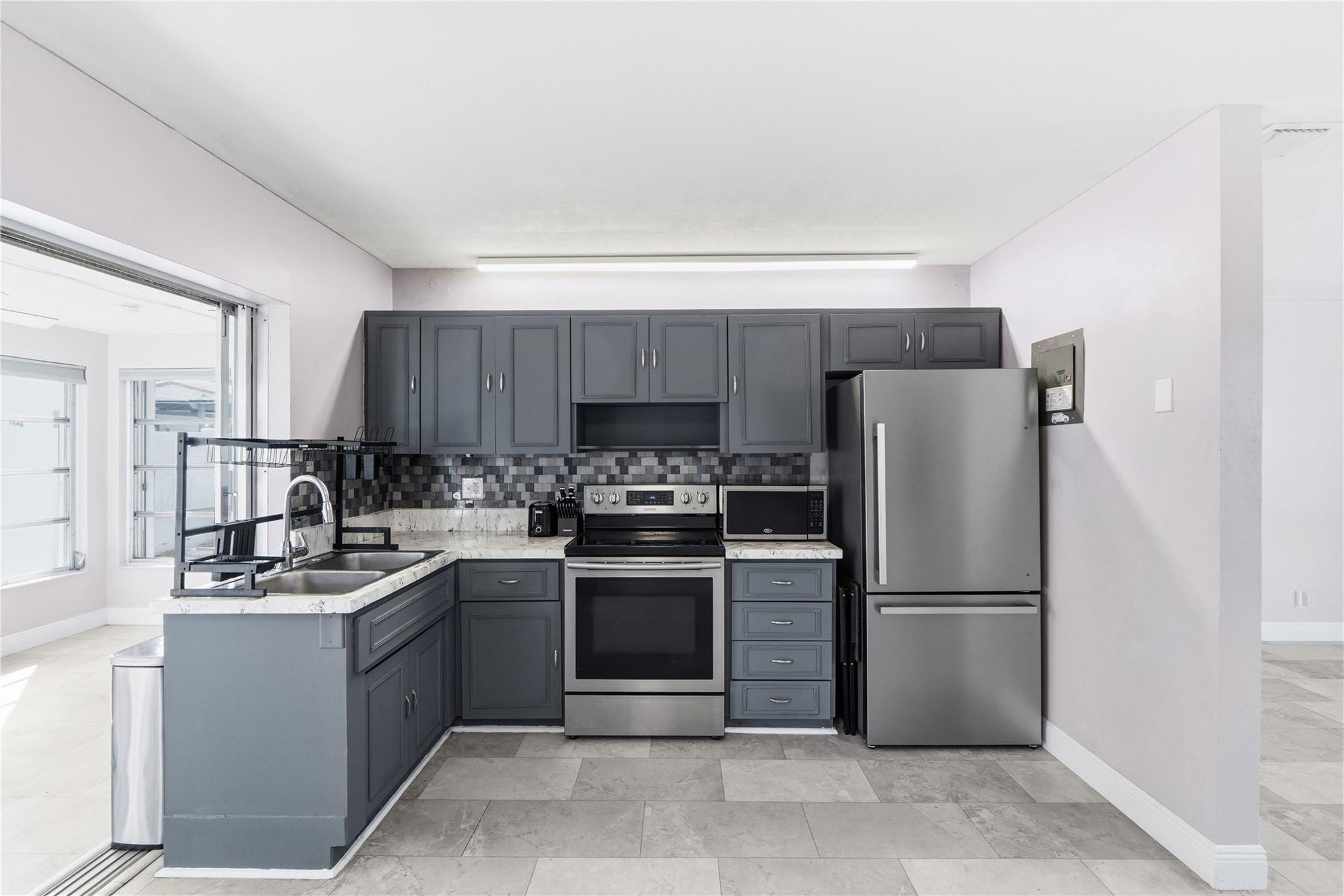 4560 NW 17th Terrace