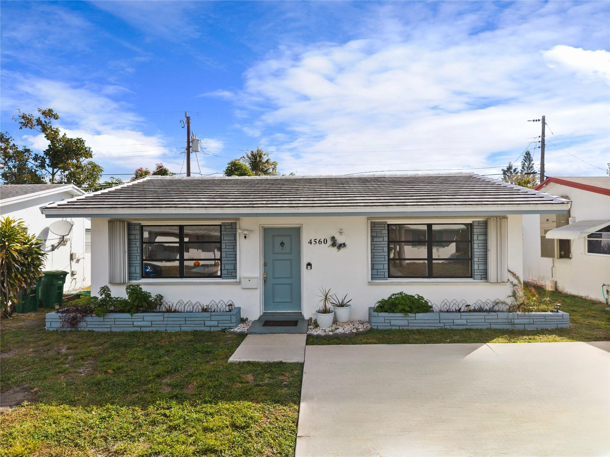 4560 NW 17th Terrace