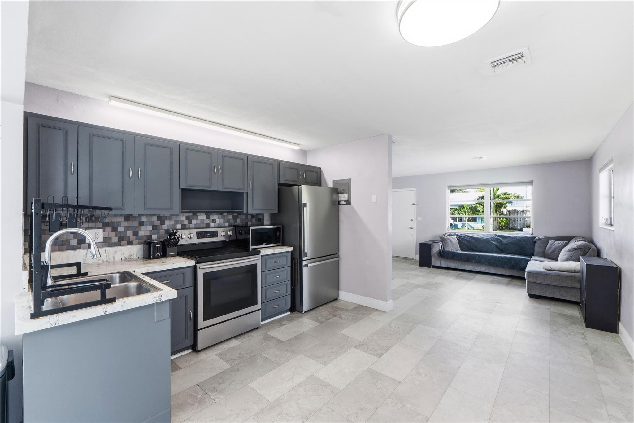 4560 NW 17th Terrace