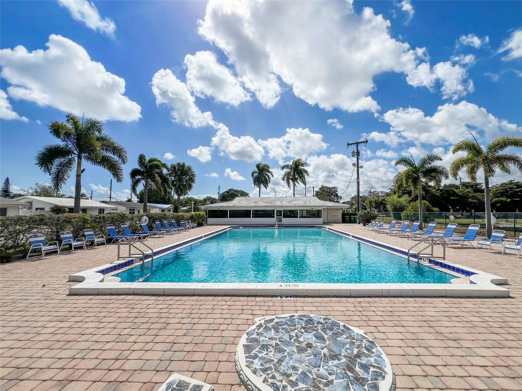 4560 NW 17th Terrace