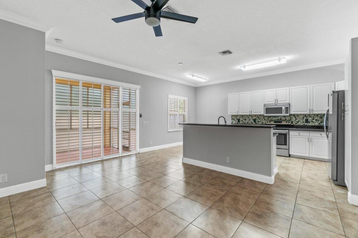 4234 NW 38 Drive