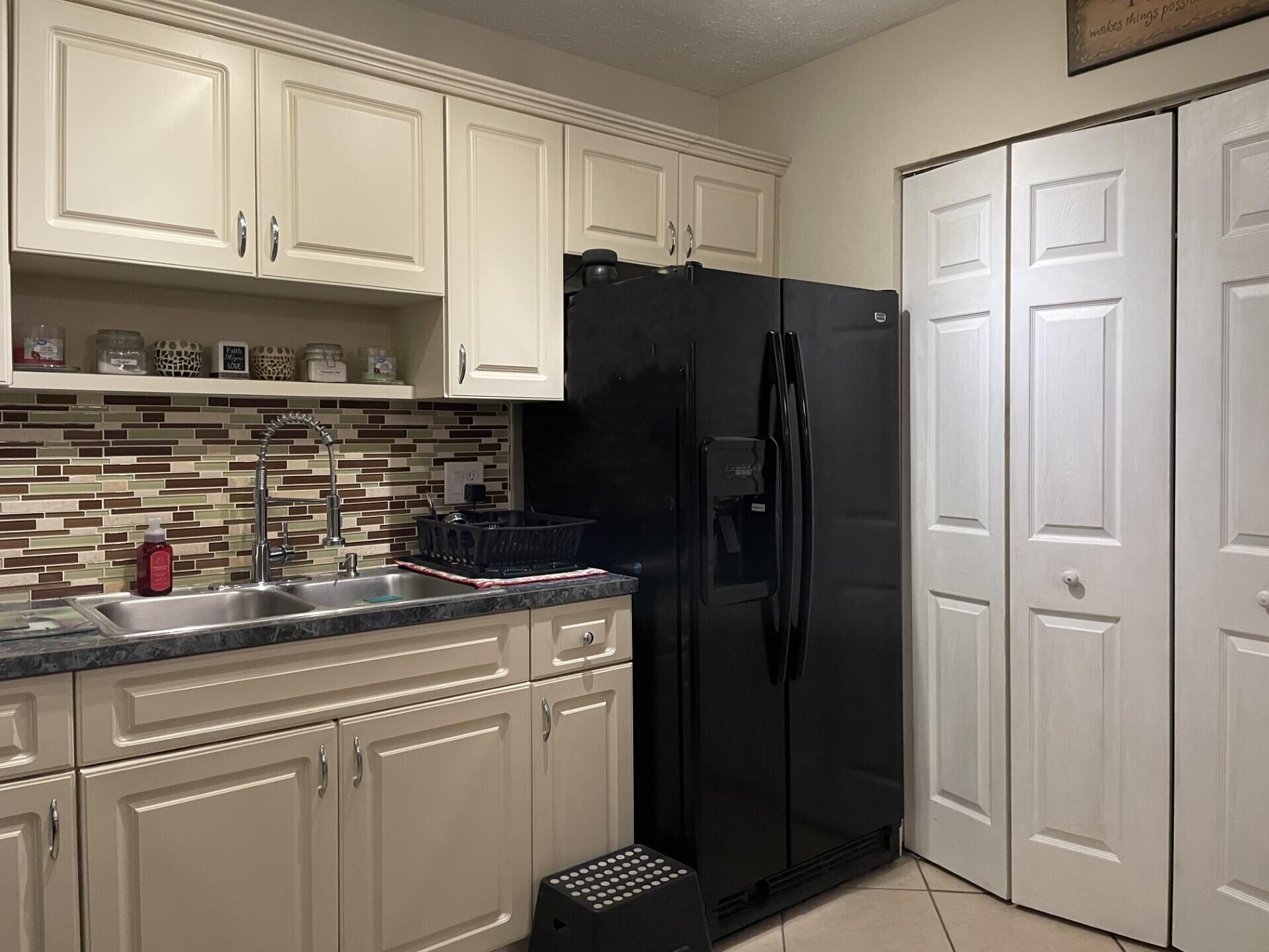 4782 Sunny Palms Circle D