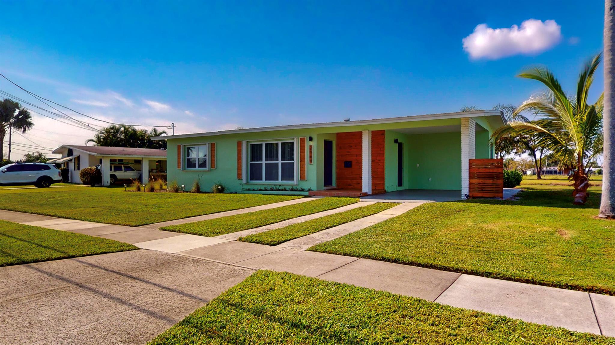 2964 SE Treasure Island Road