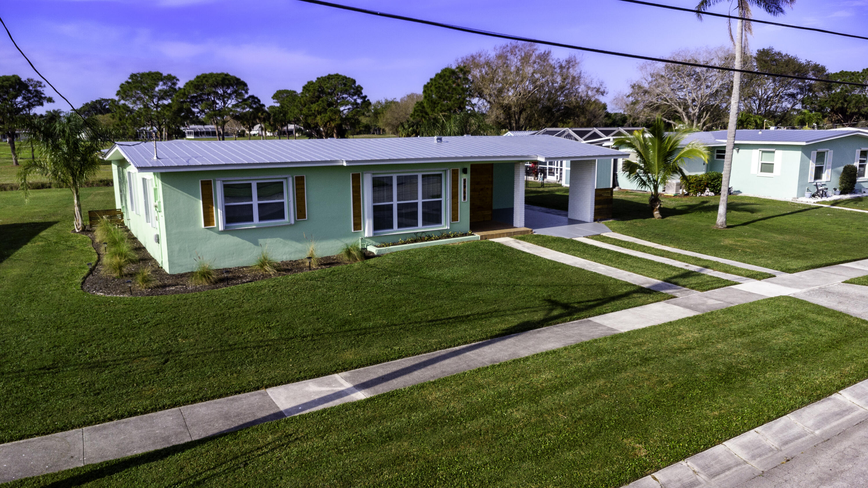 2964 SE Treasure Island Road