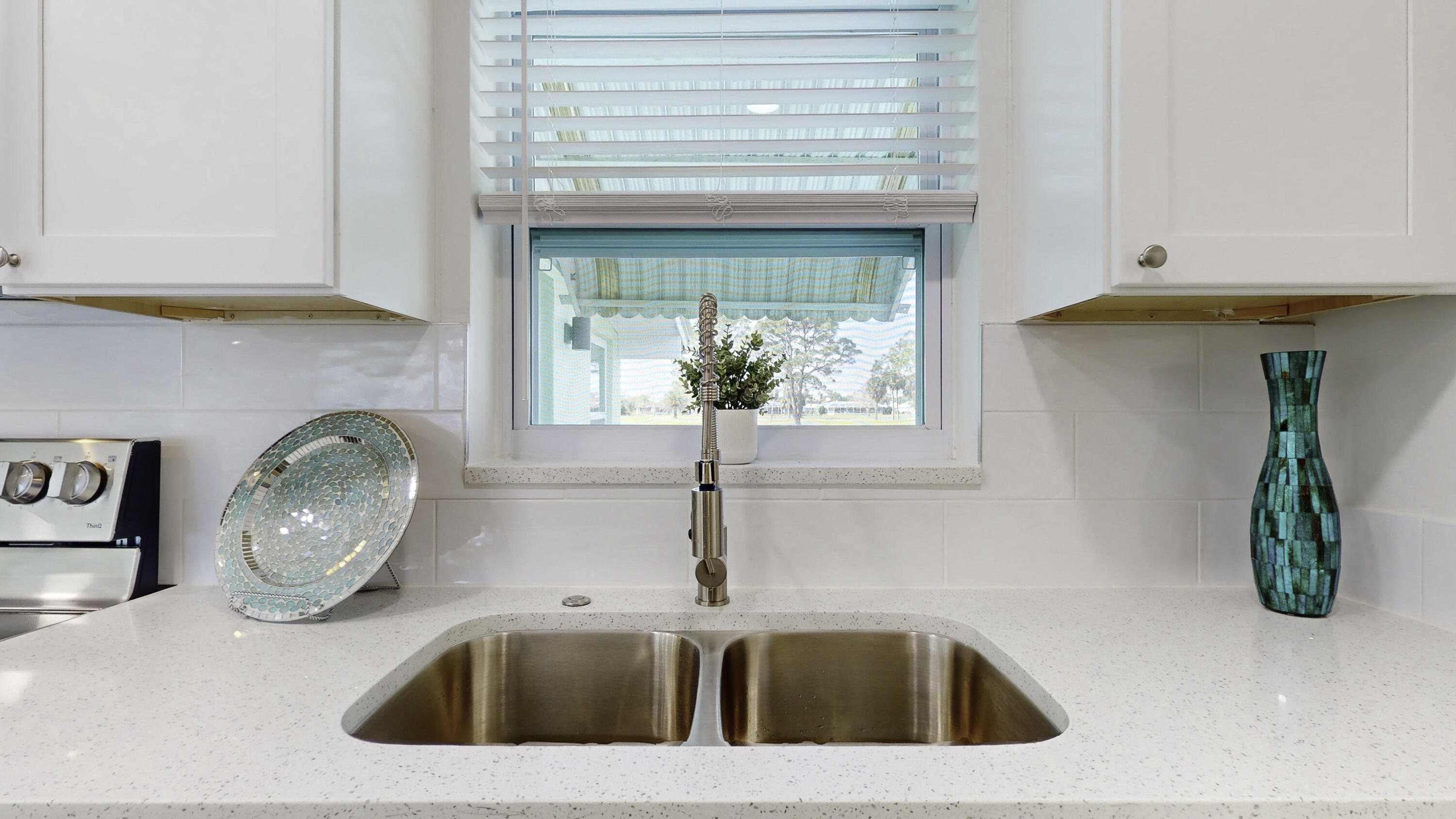 2964 SE Treasure Island Road