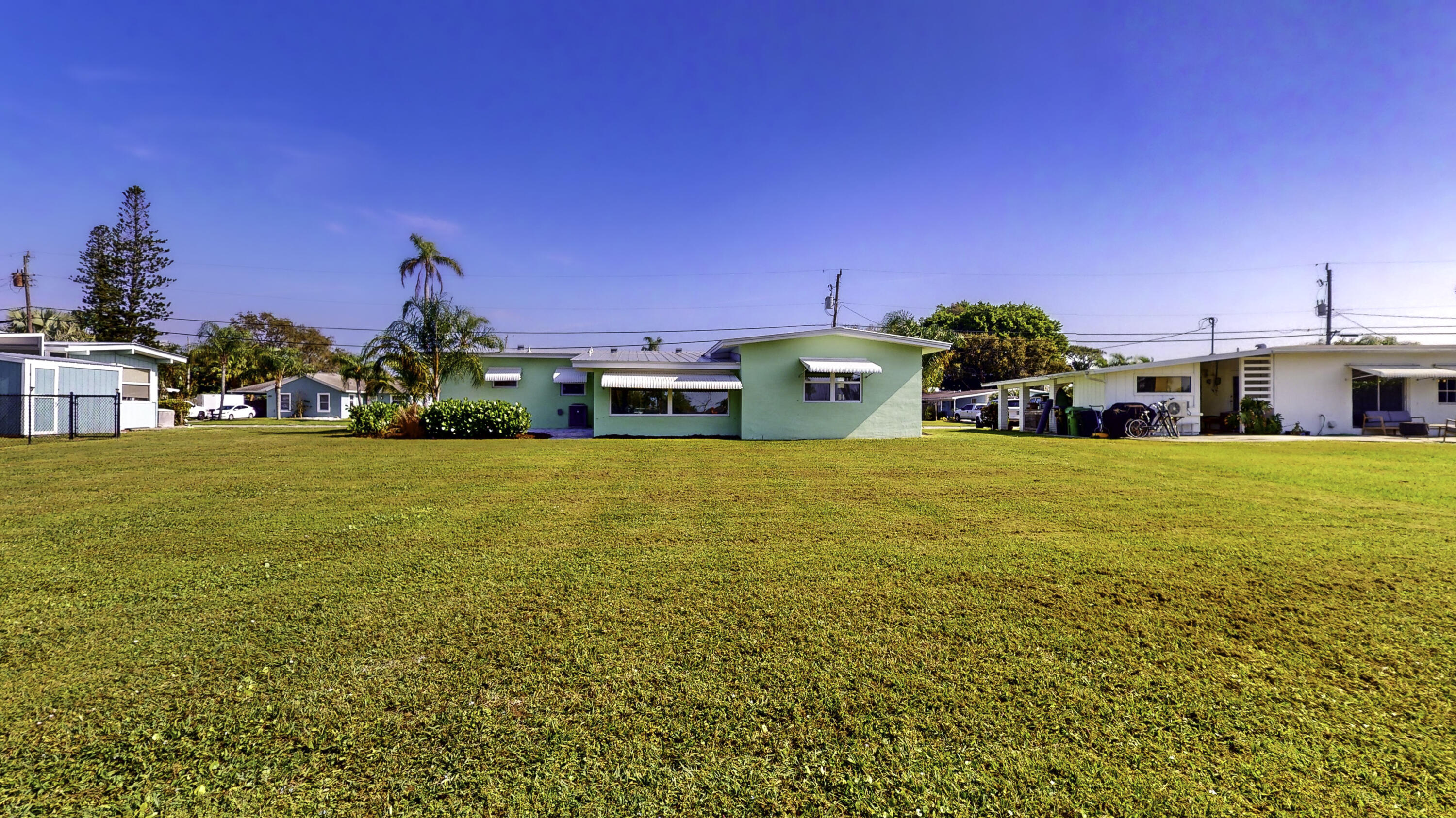 2964 SE Treasure Island Road