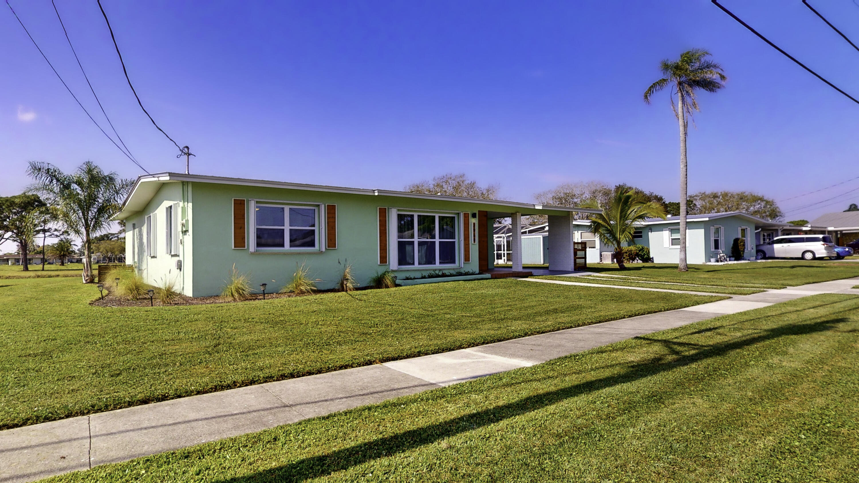 2964 SE Treasure Island Road