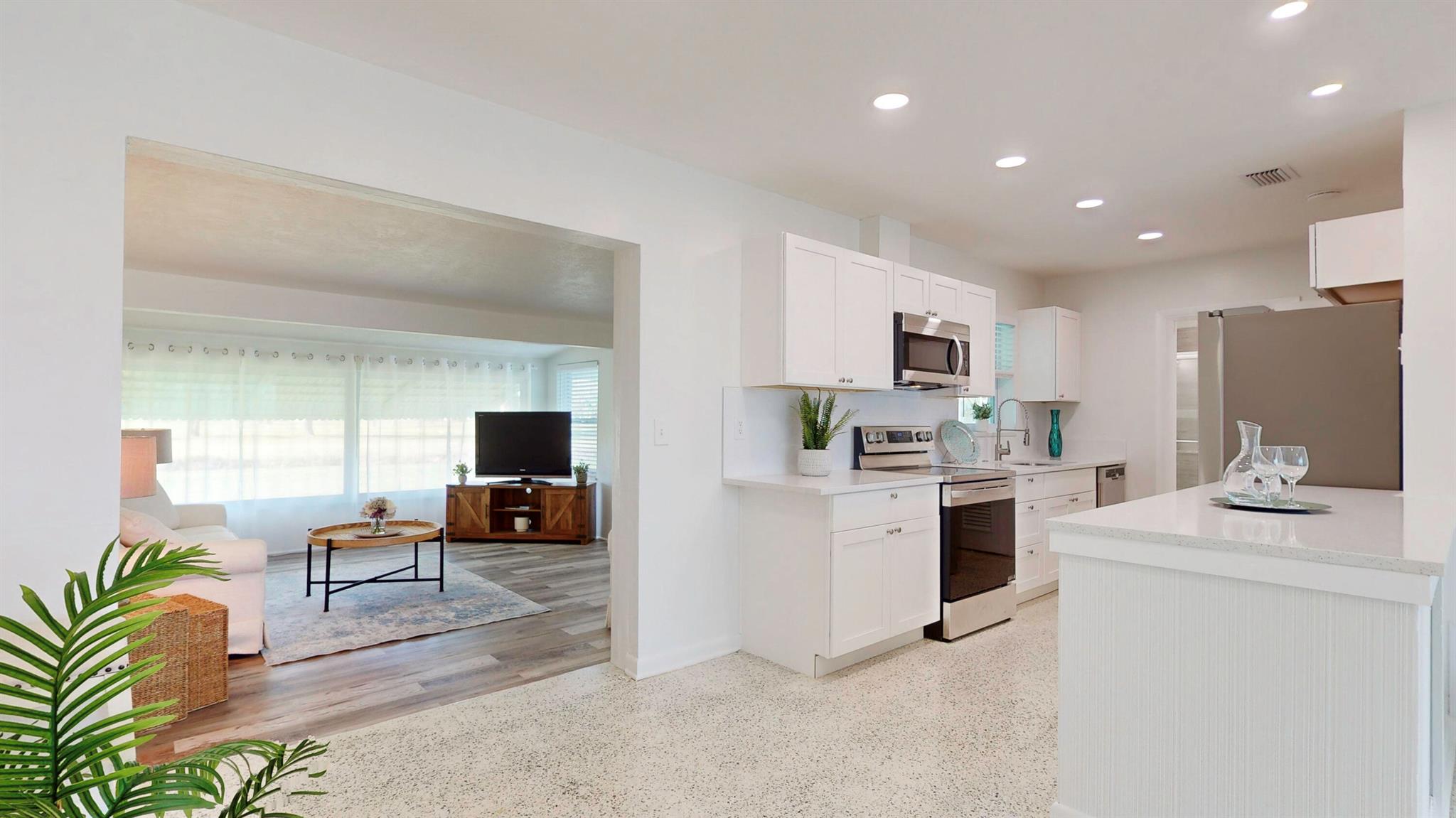 2964 SE Treasure Island Road