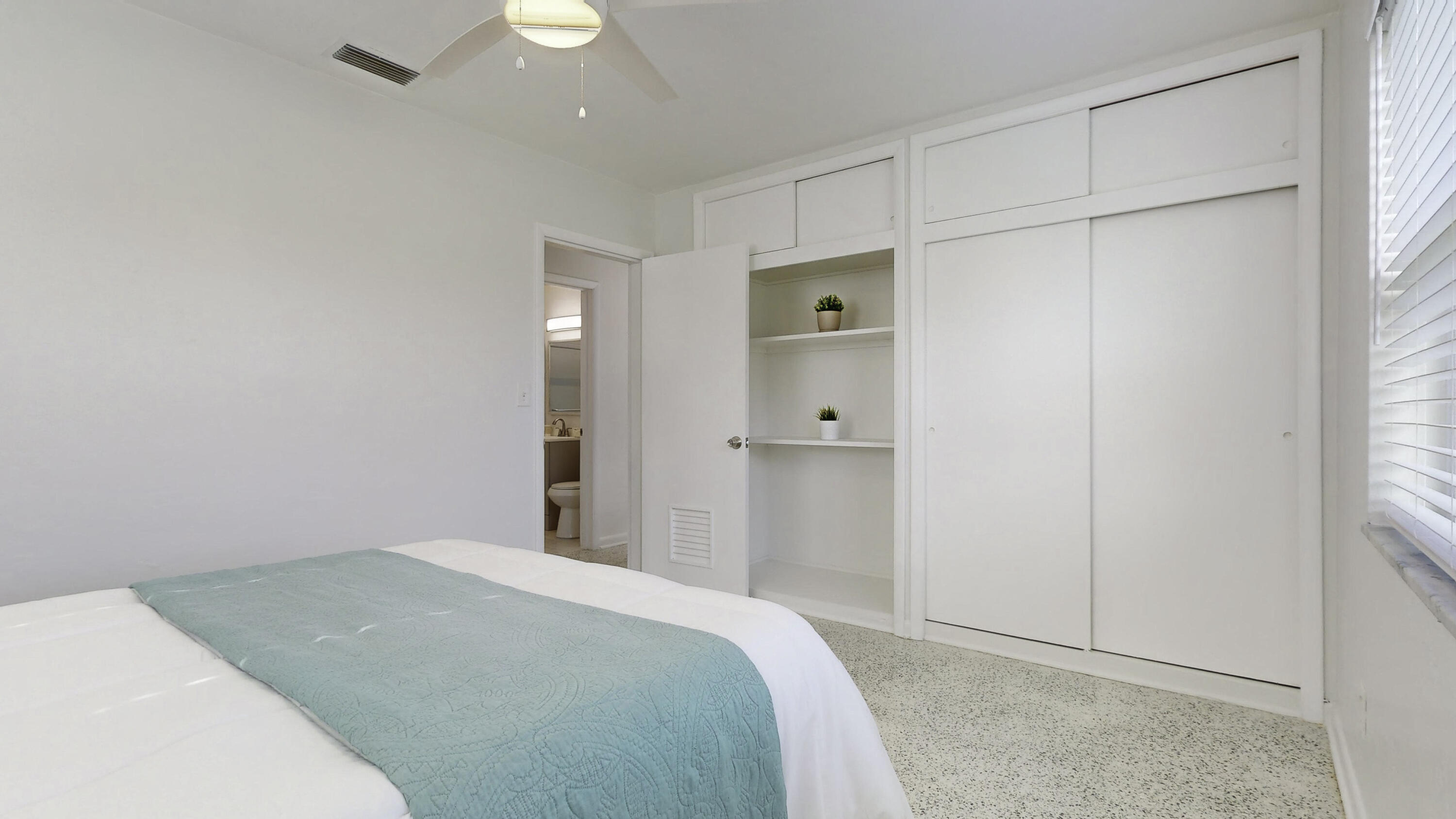 2964 SE Treasure Island Road