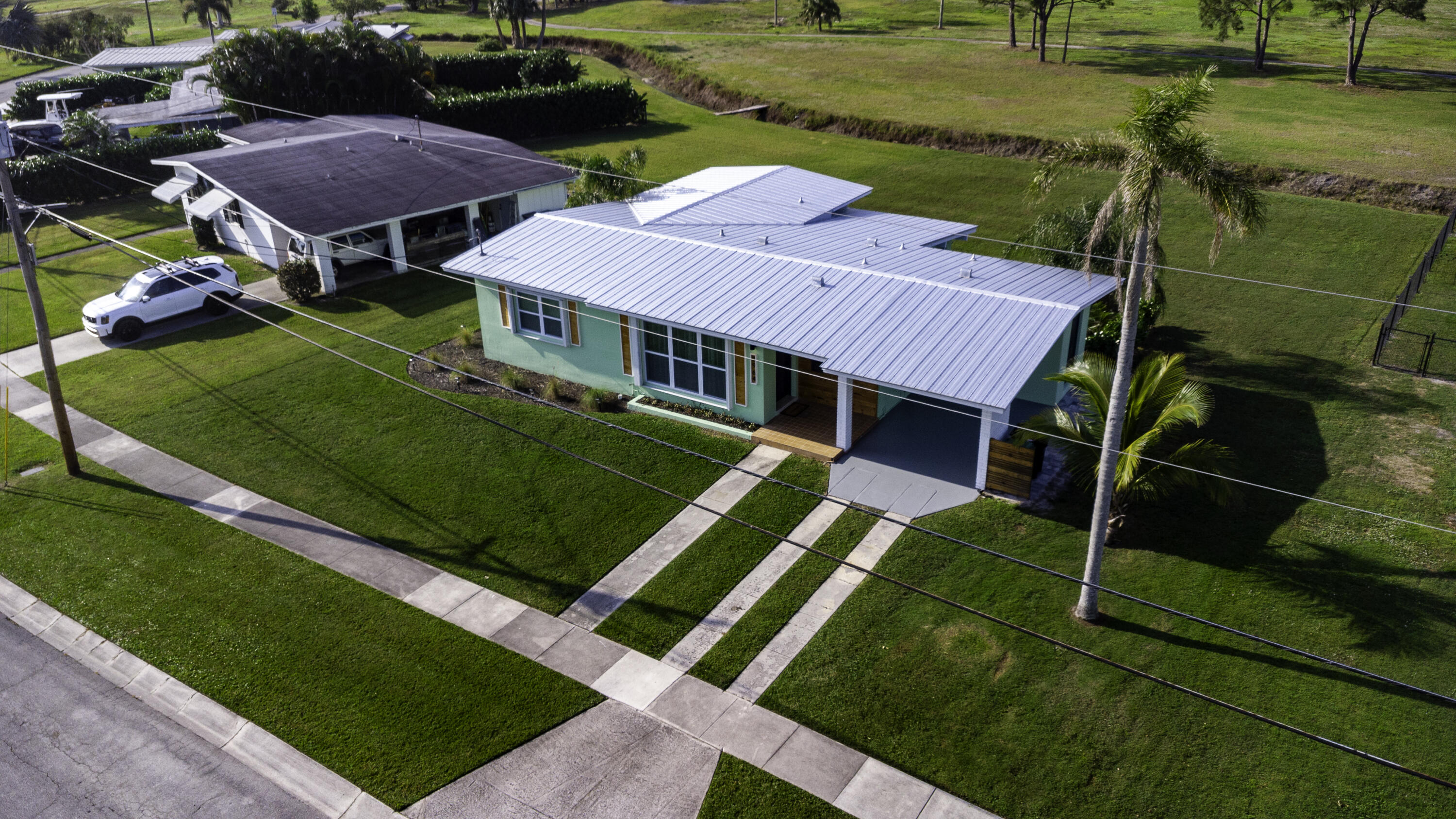 2964 SE Treasure Island Road