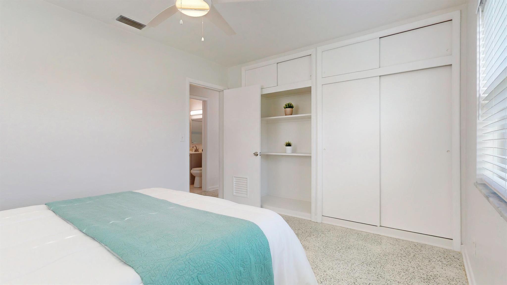 2964 SE Treasure Island Road