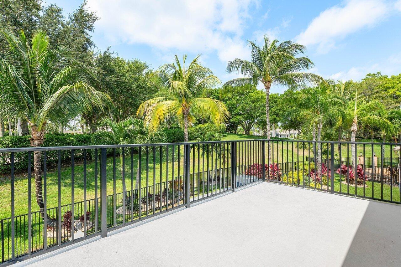 19959 Dinner Key Drive