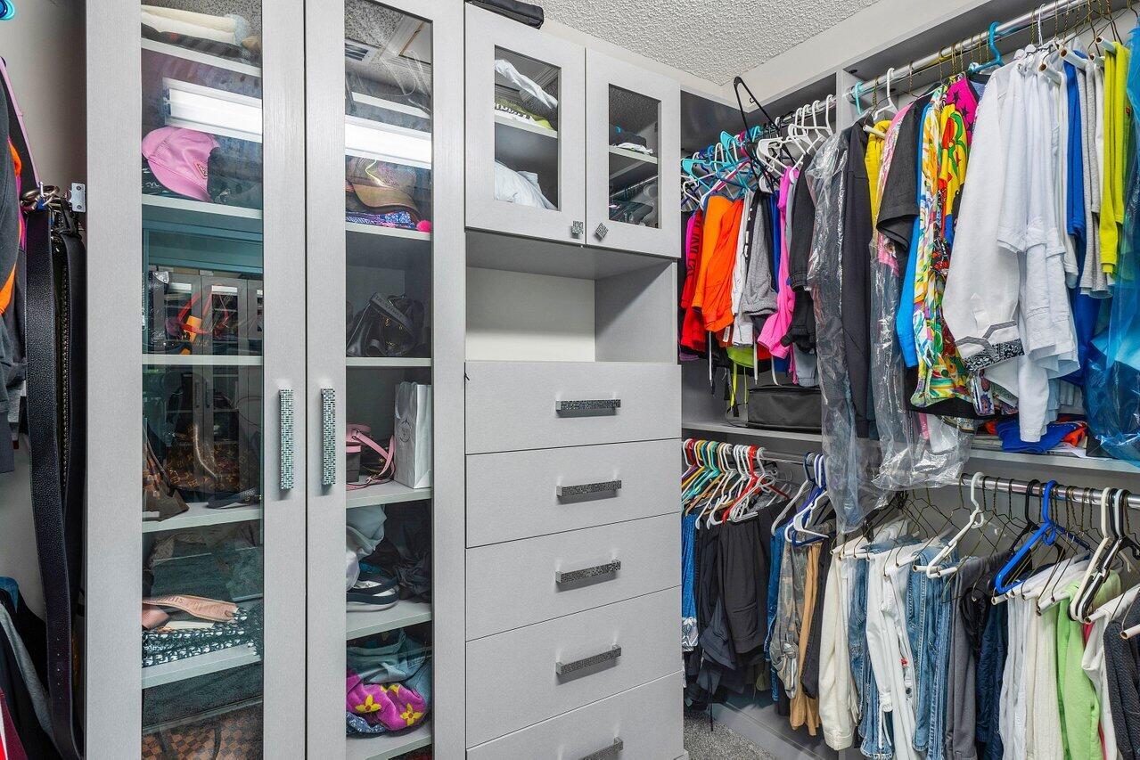 19959 Dinner Key Drive