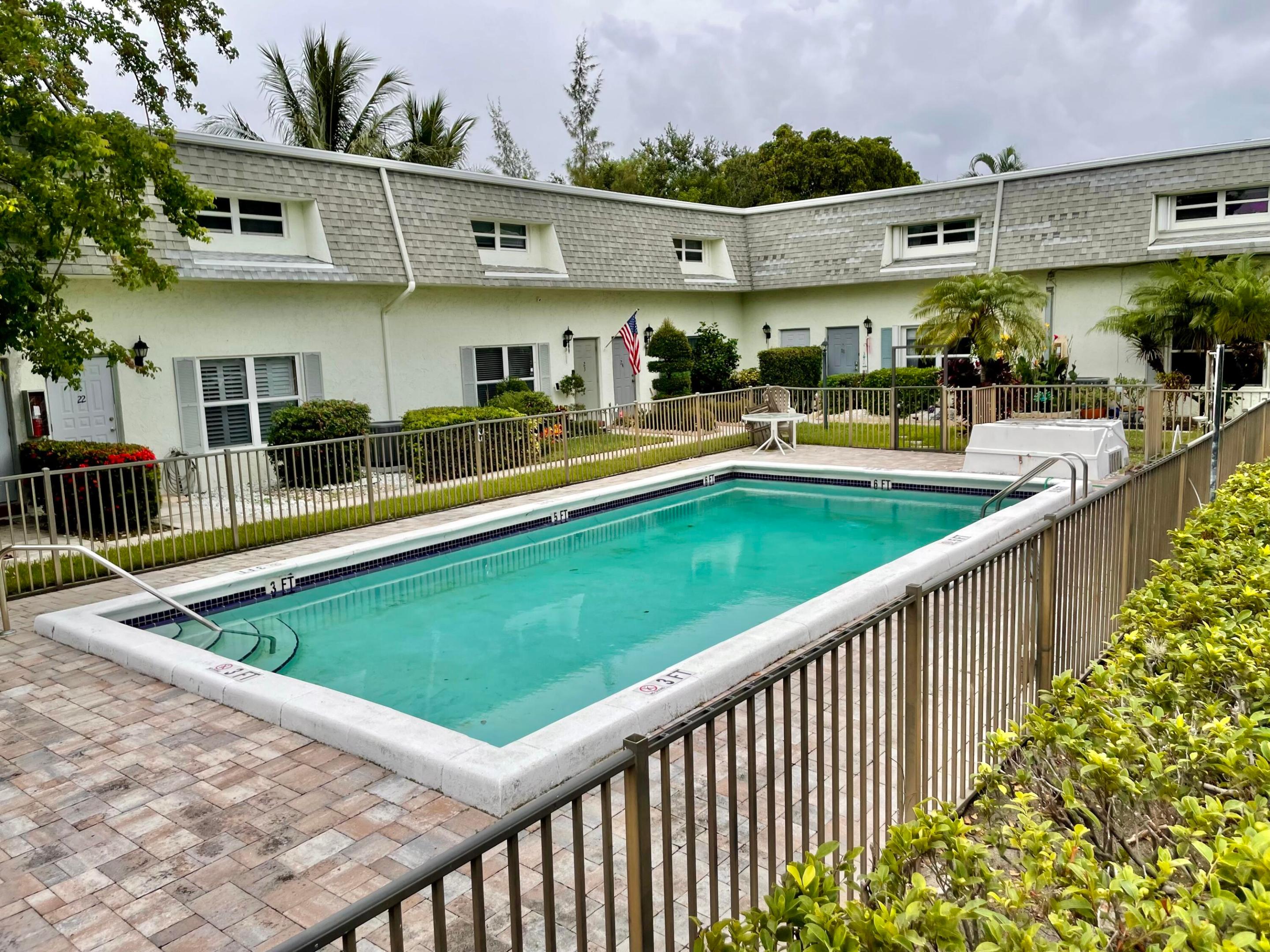 1845 NW 4th Avenue 19