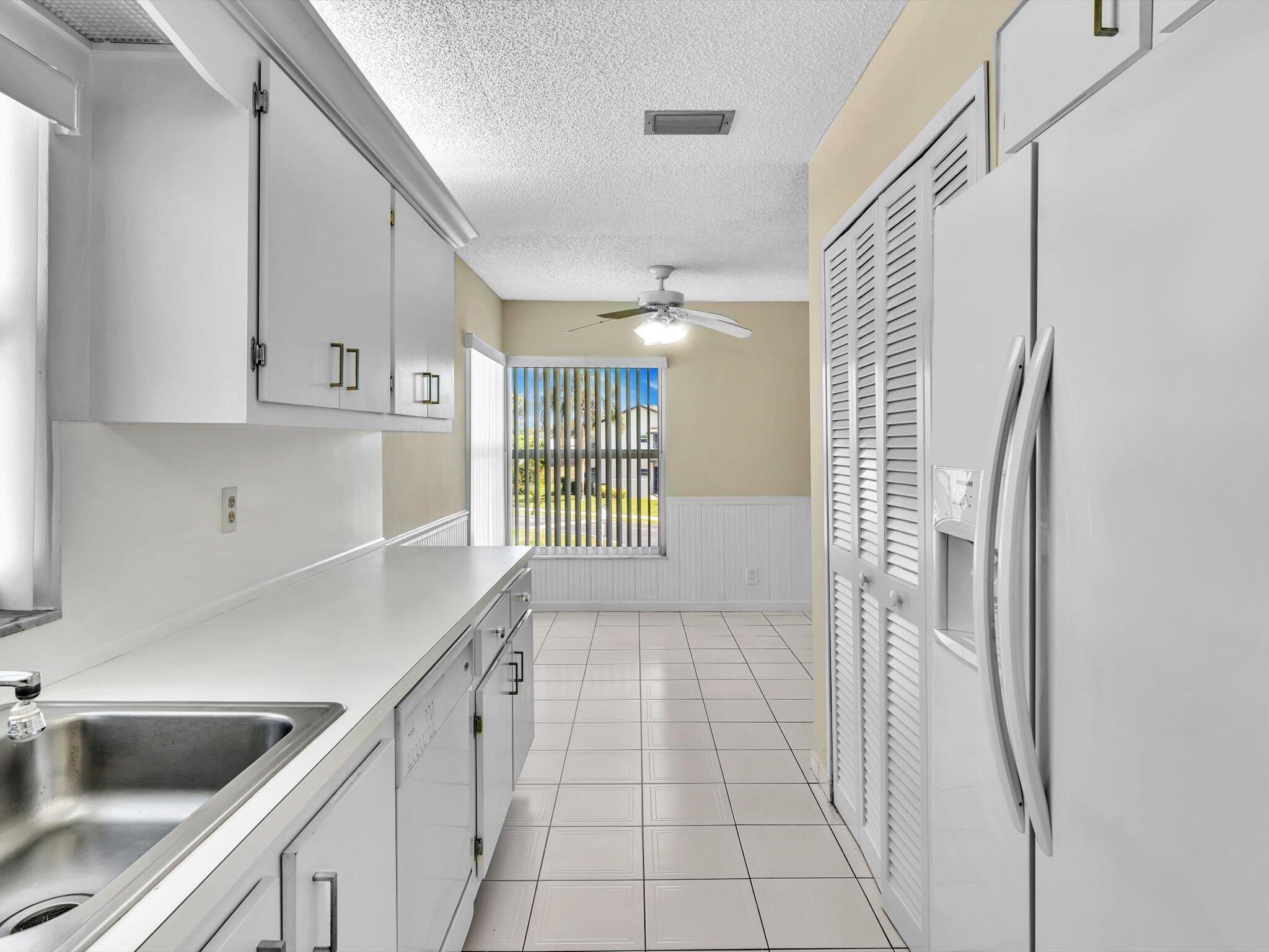 13669 Date Palm Court D