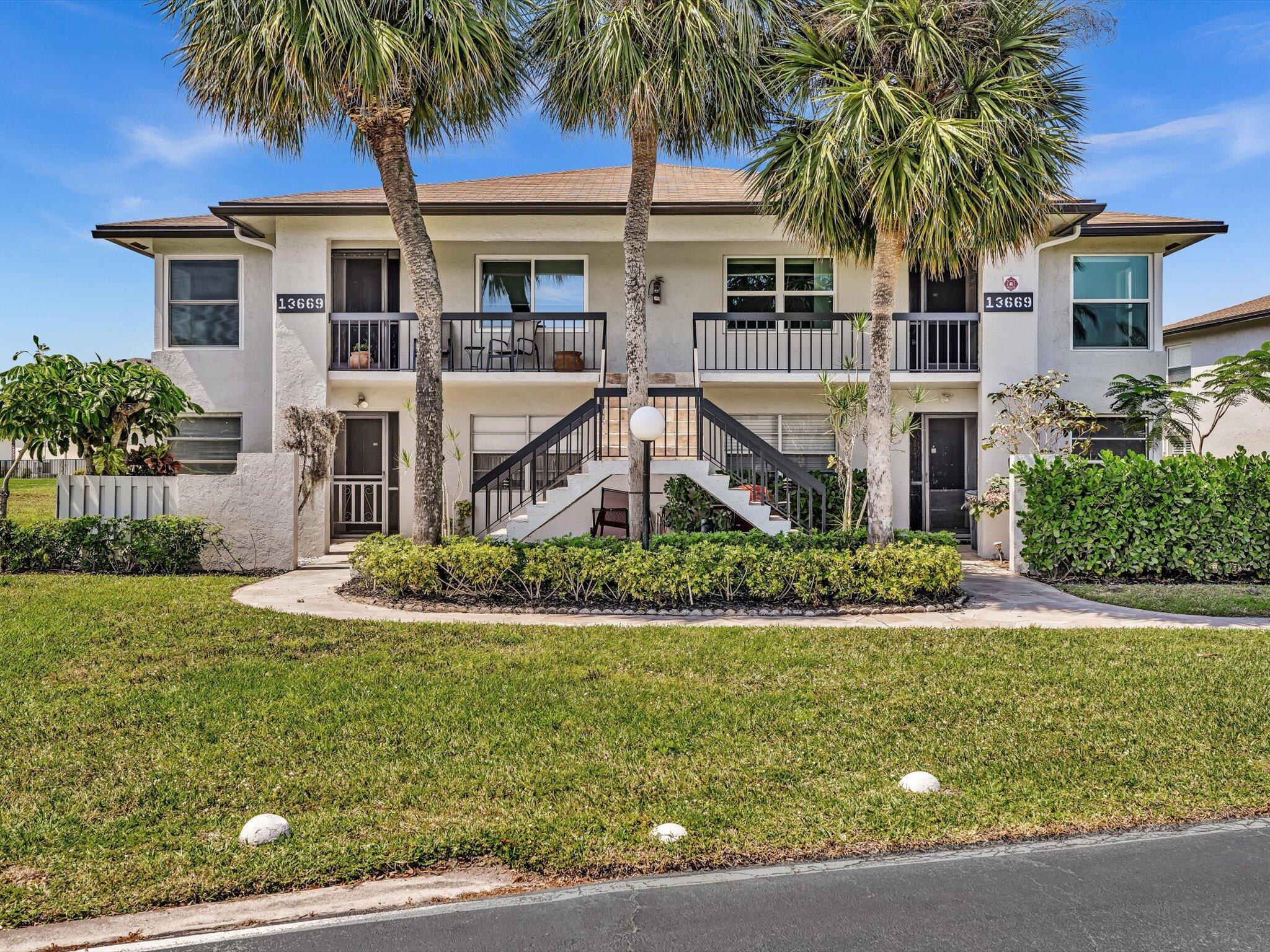13669 Date Palm Court D