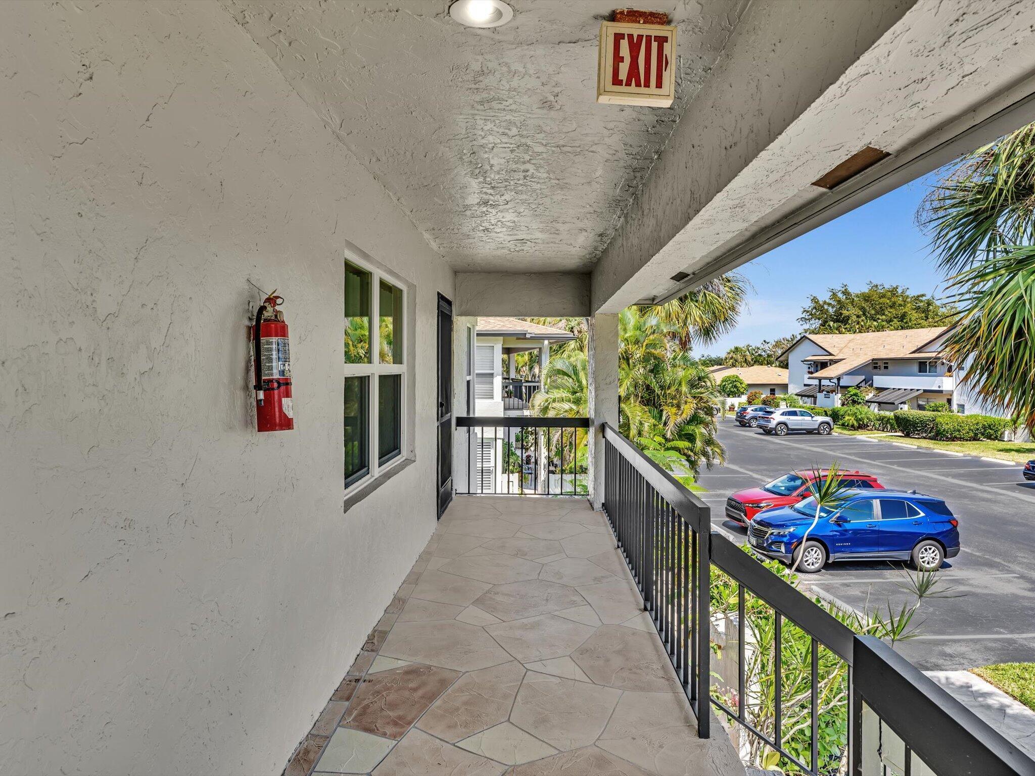 13669 Date Palm Court D