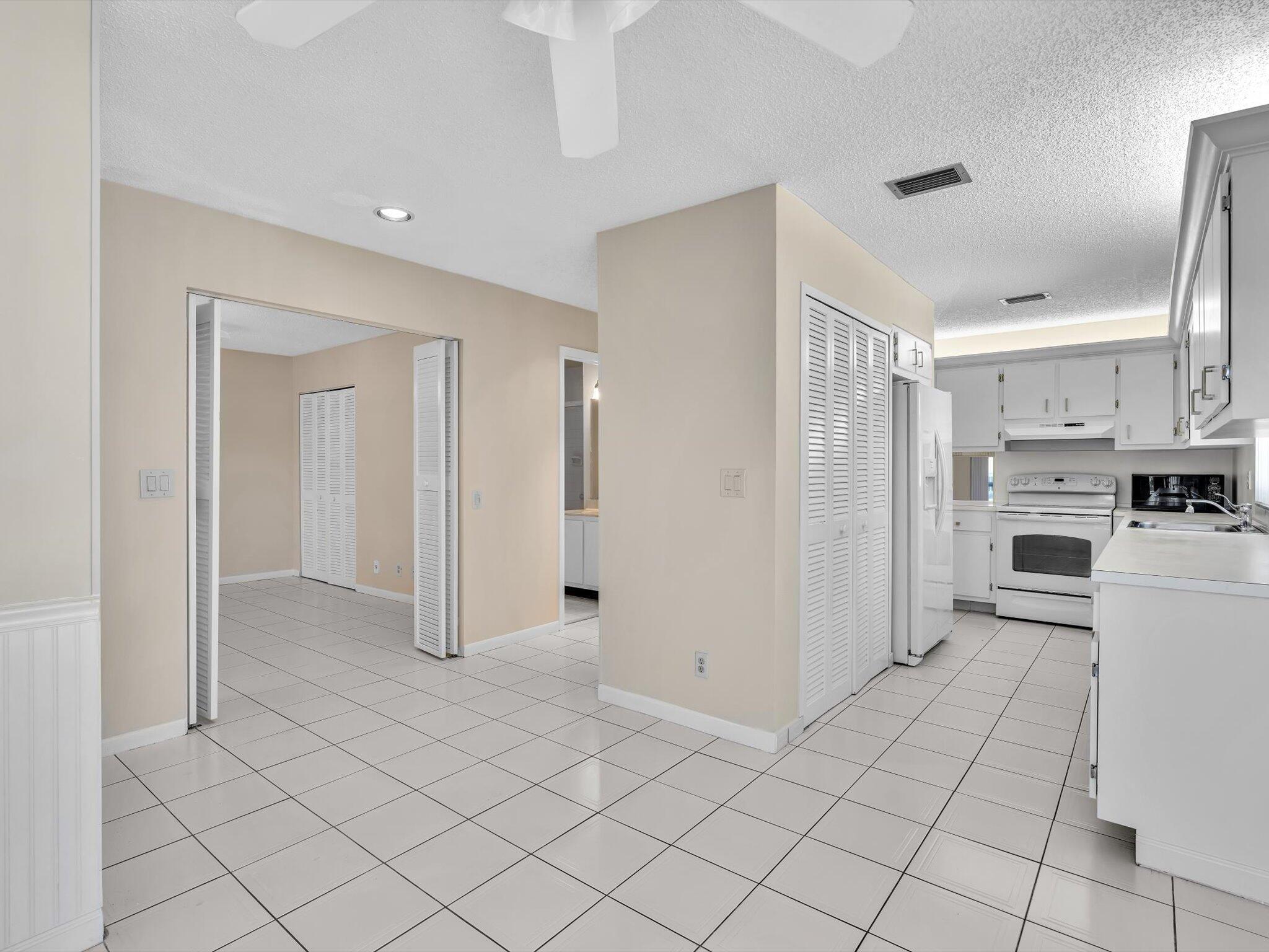 13669 Date Palm Court D