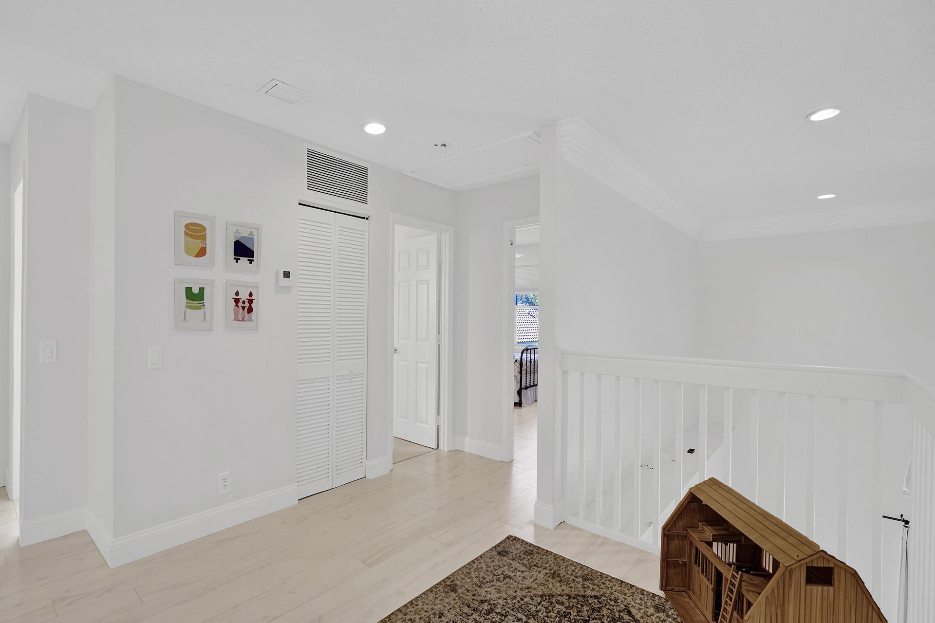 8001 NW 66th Terrace