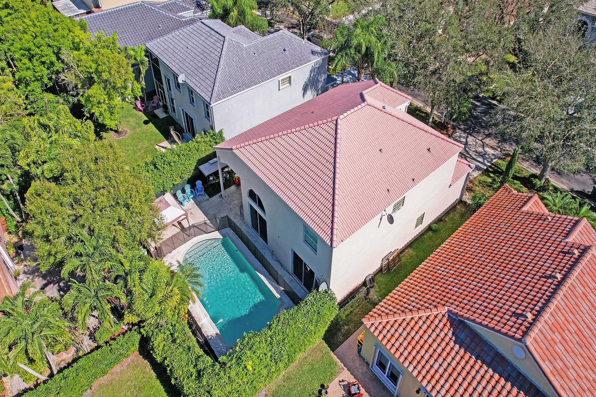 8001 NW 66th Terrace