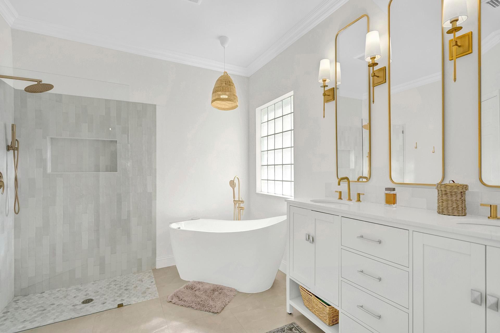 8001 NW 66th Terrace