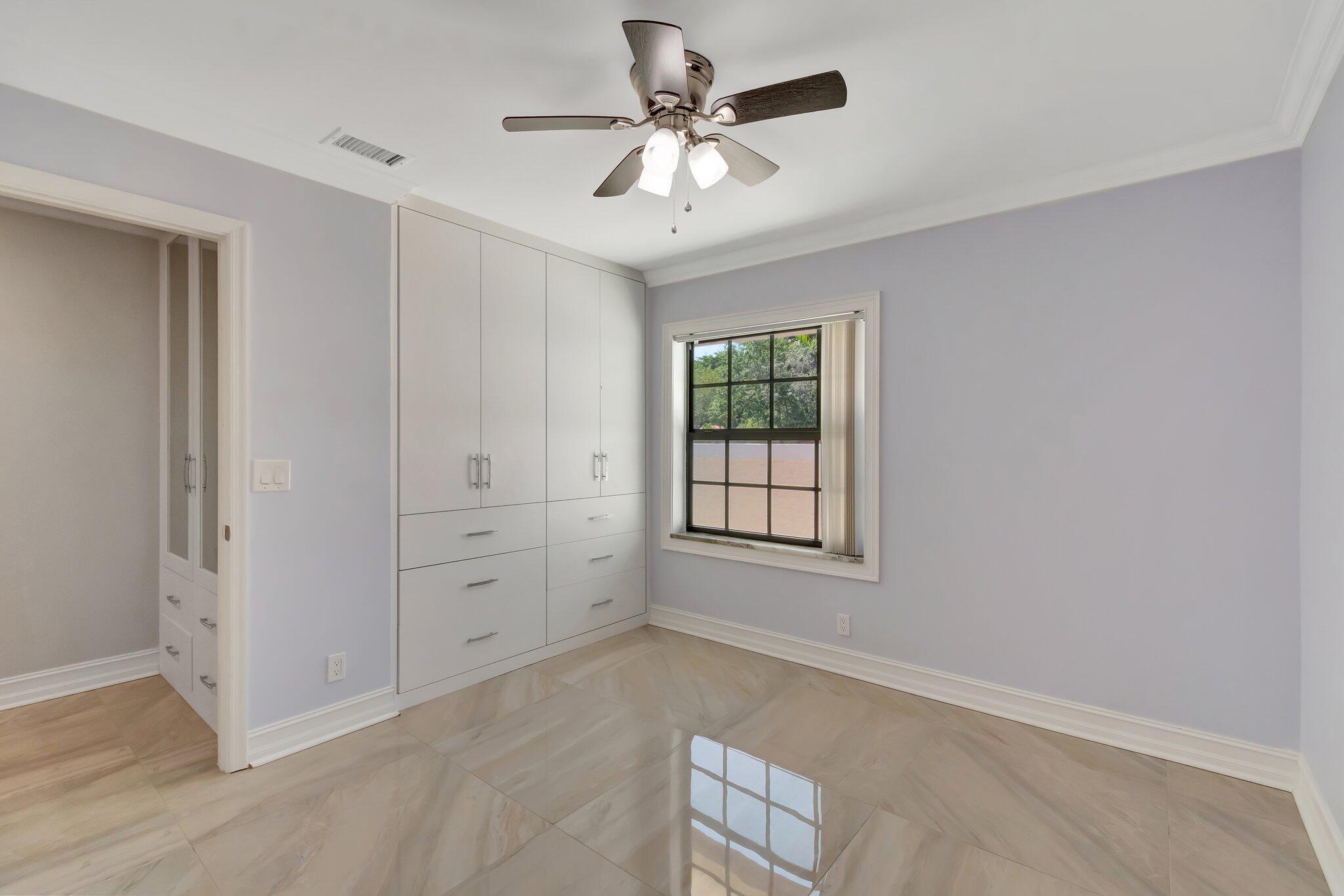 3 Independence Court