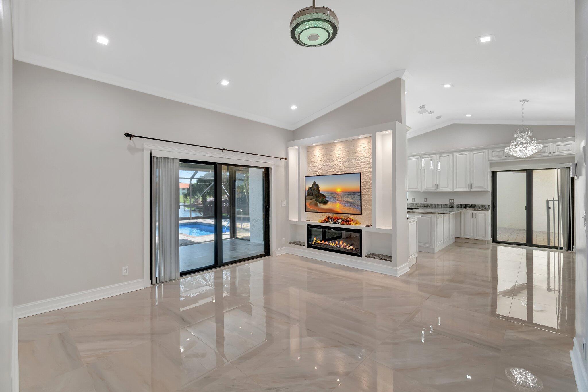 3 Independence Court