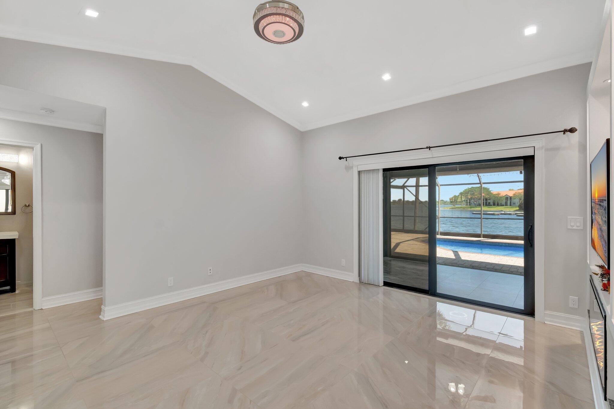 3 Independence Court