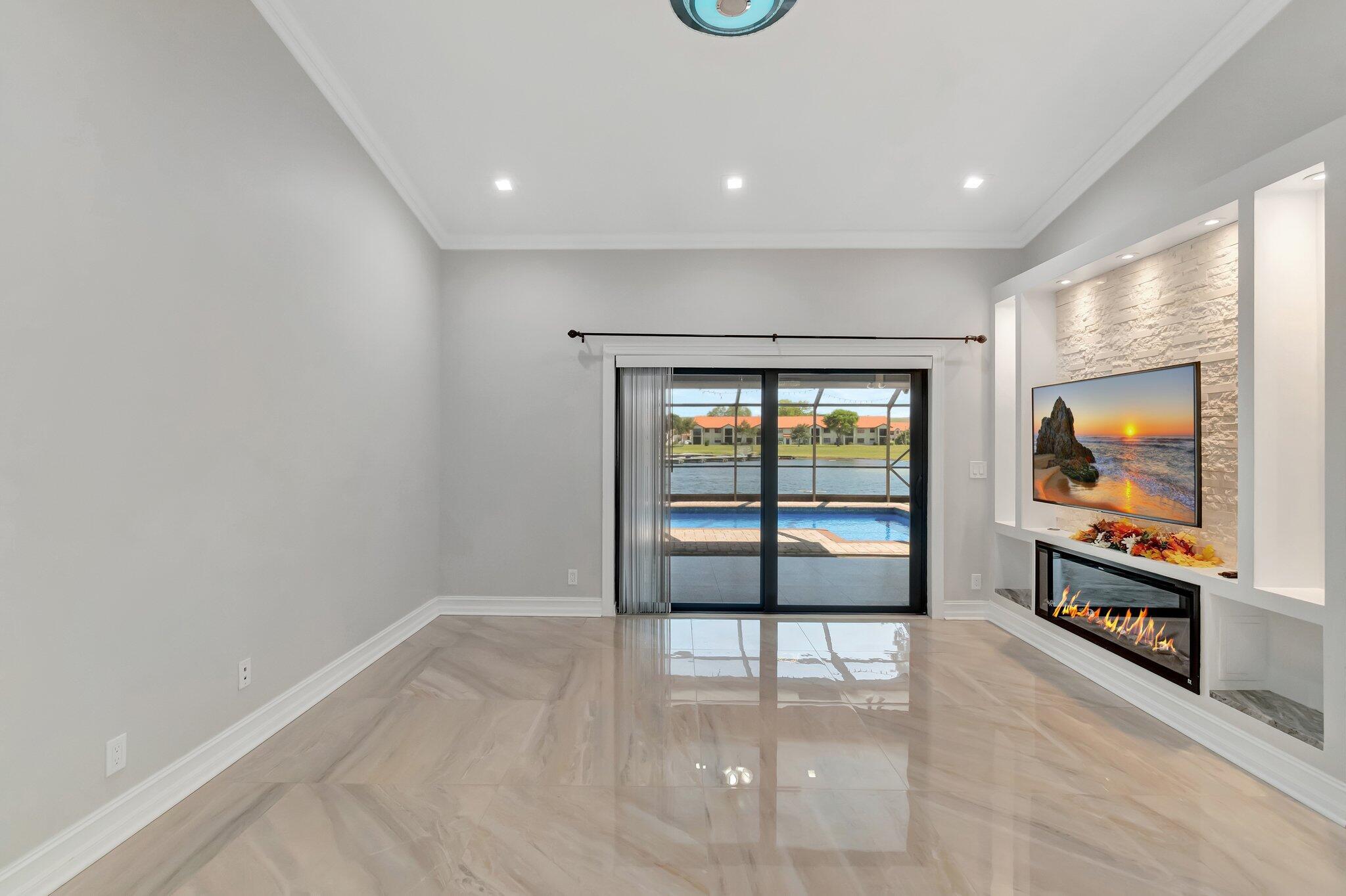 3 Independence Court