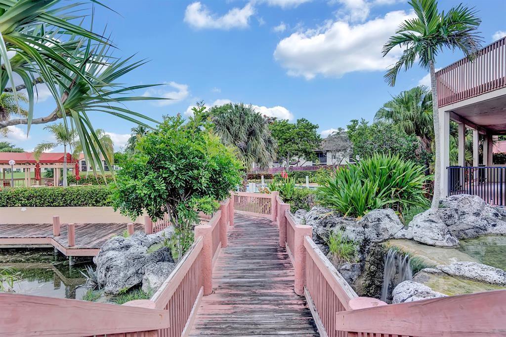 3 Independence Court