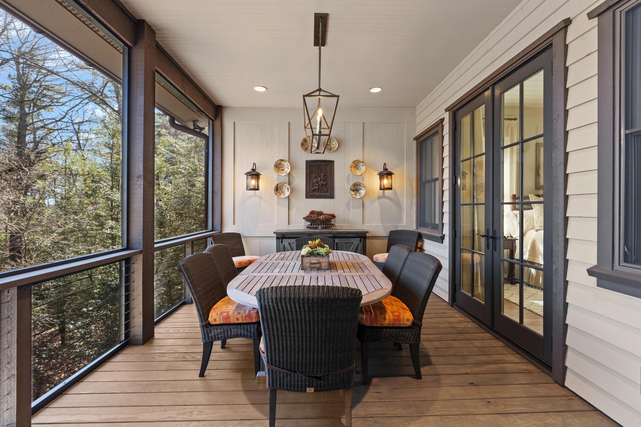 632 Garnet Rock Trail