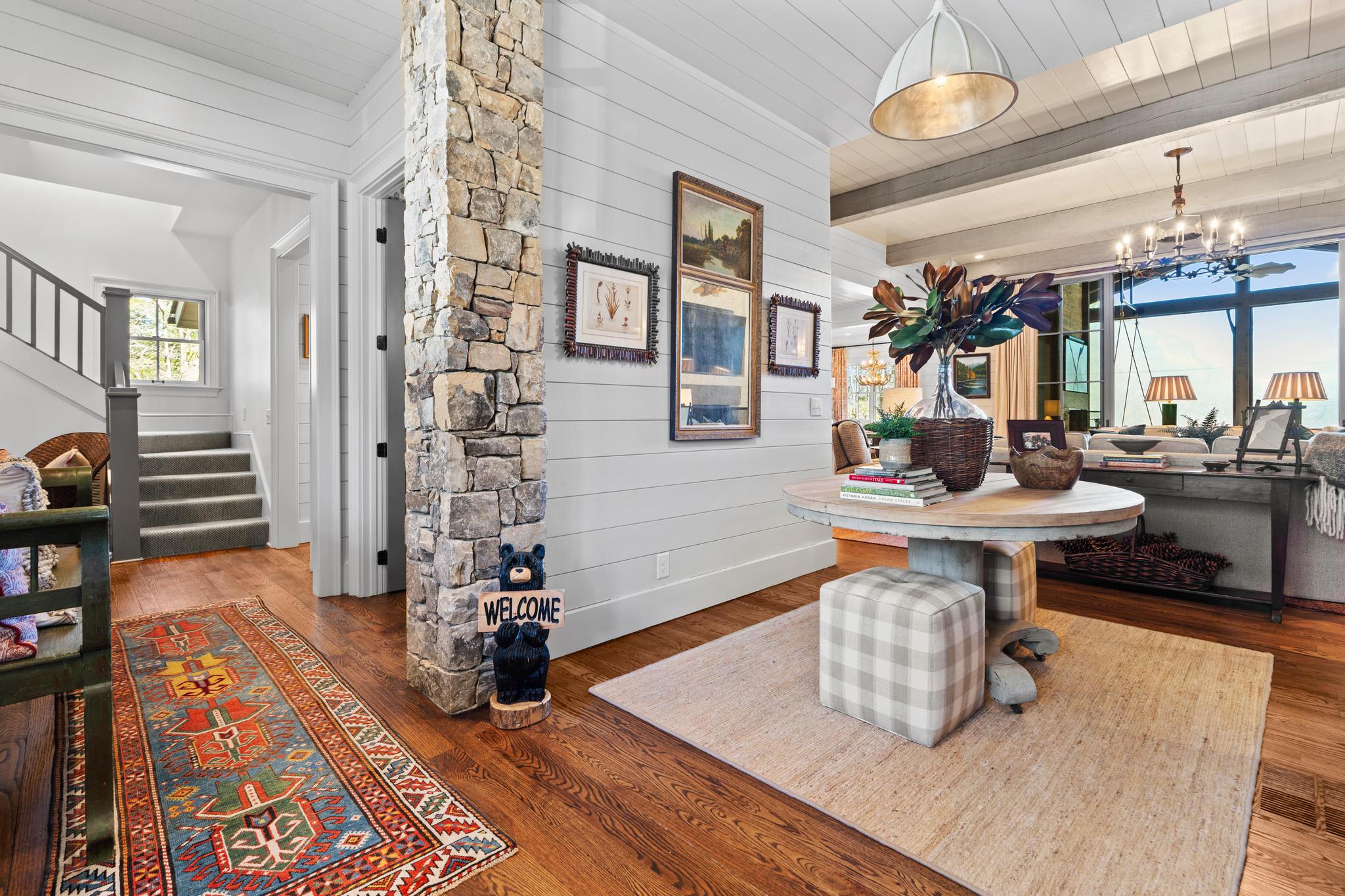 632 Garnet Rock Trail
