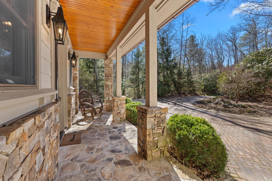 632 Garnet Rock Trail