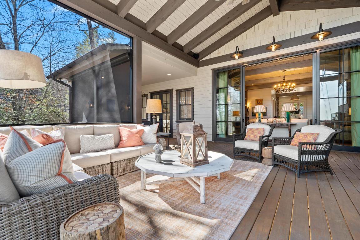 632 Garnet Rock Trail