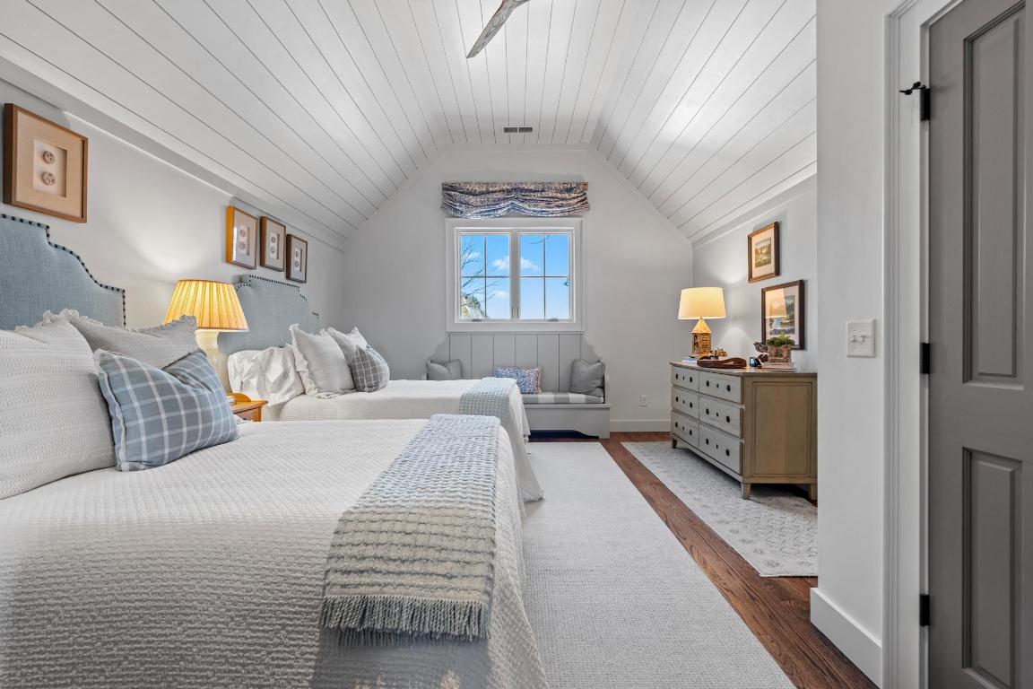 632 Garnet Rock Trail