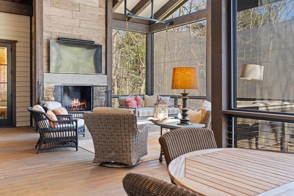 632 Garnet Rock Trail