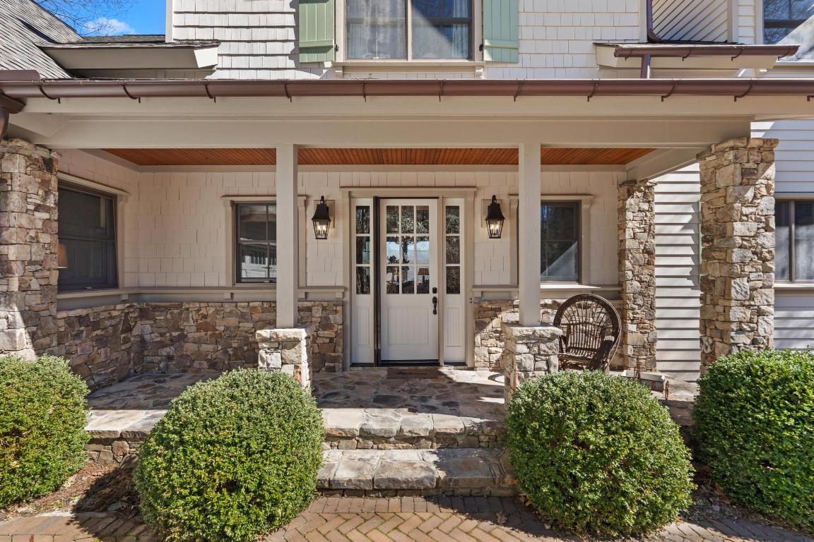 632 Garnet Rock Trail