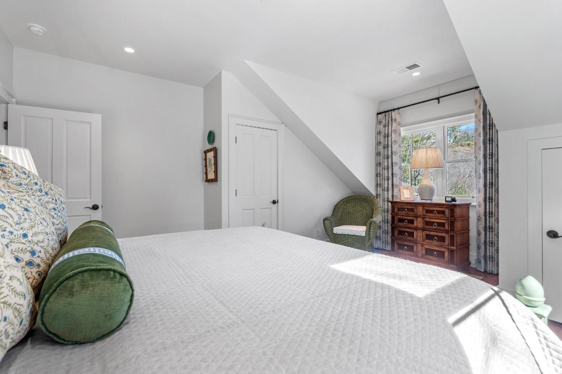 632 Garnet Rock Trail