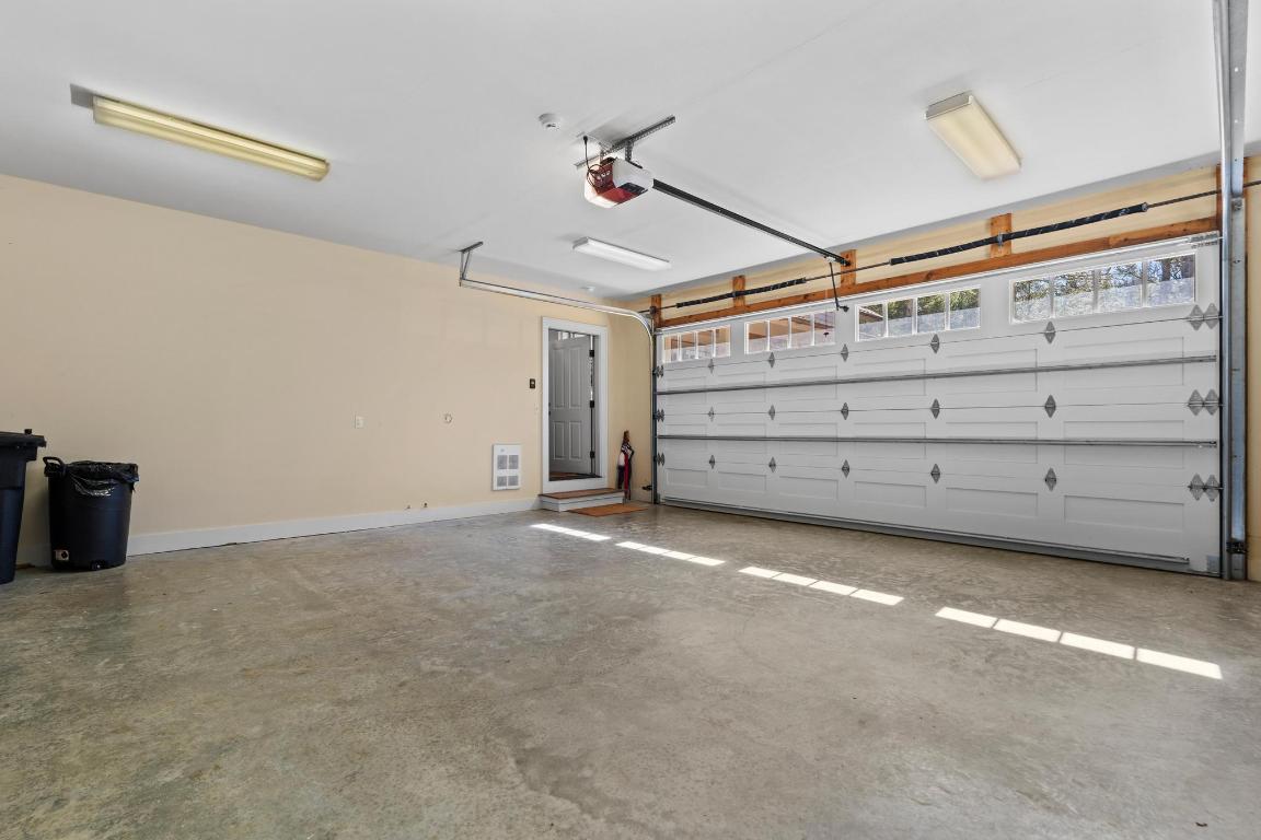 632 Garnet Rock Trail