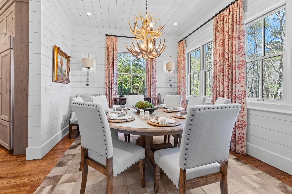 632 Garnet Rock Trail