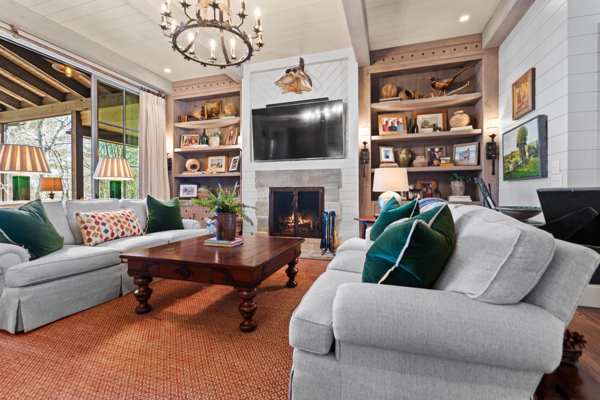 632 Garnet Rock Trail