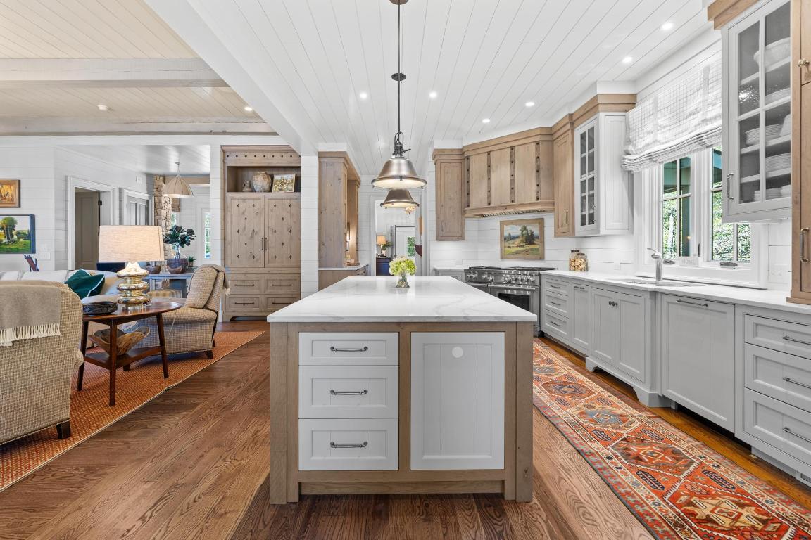 632 Garnet Rock Trail