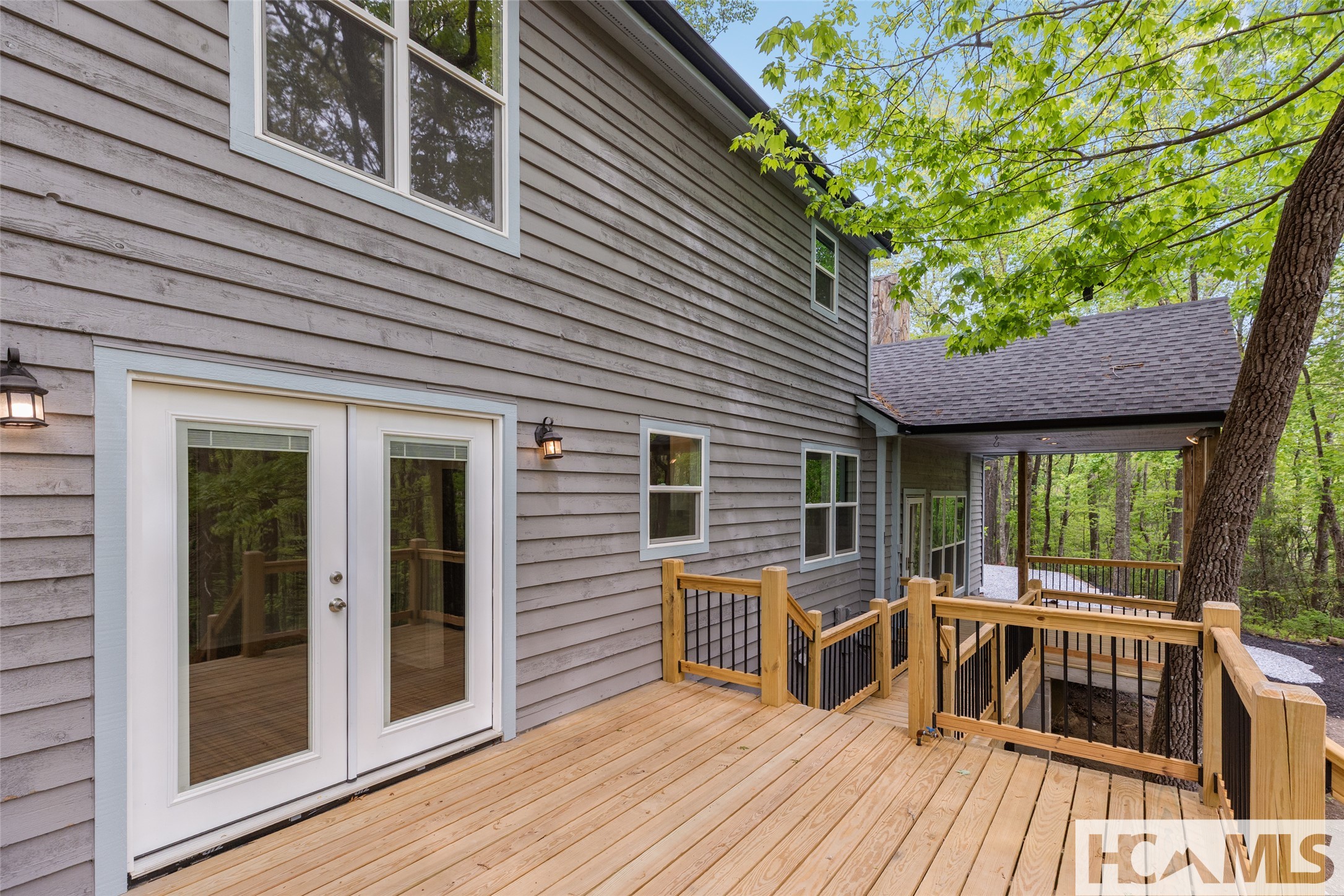 2129 Black Oak Drive