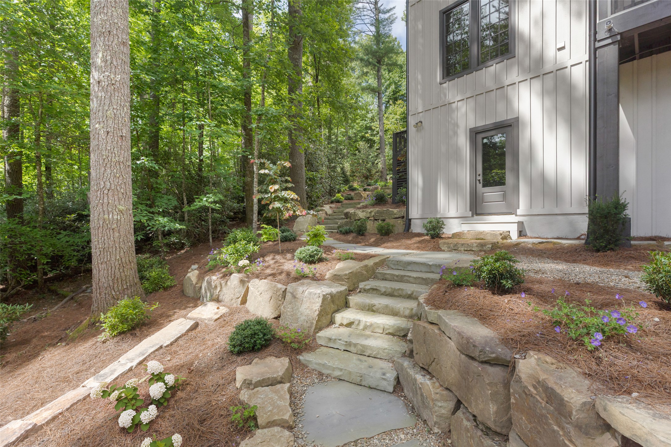 288 Cherokee View