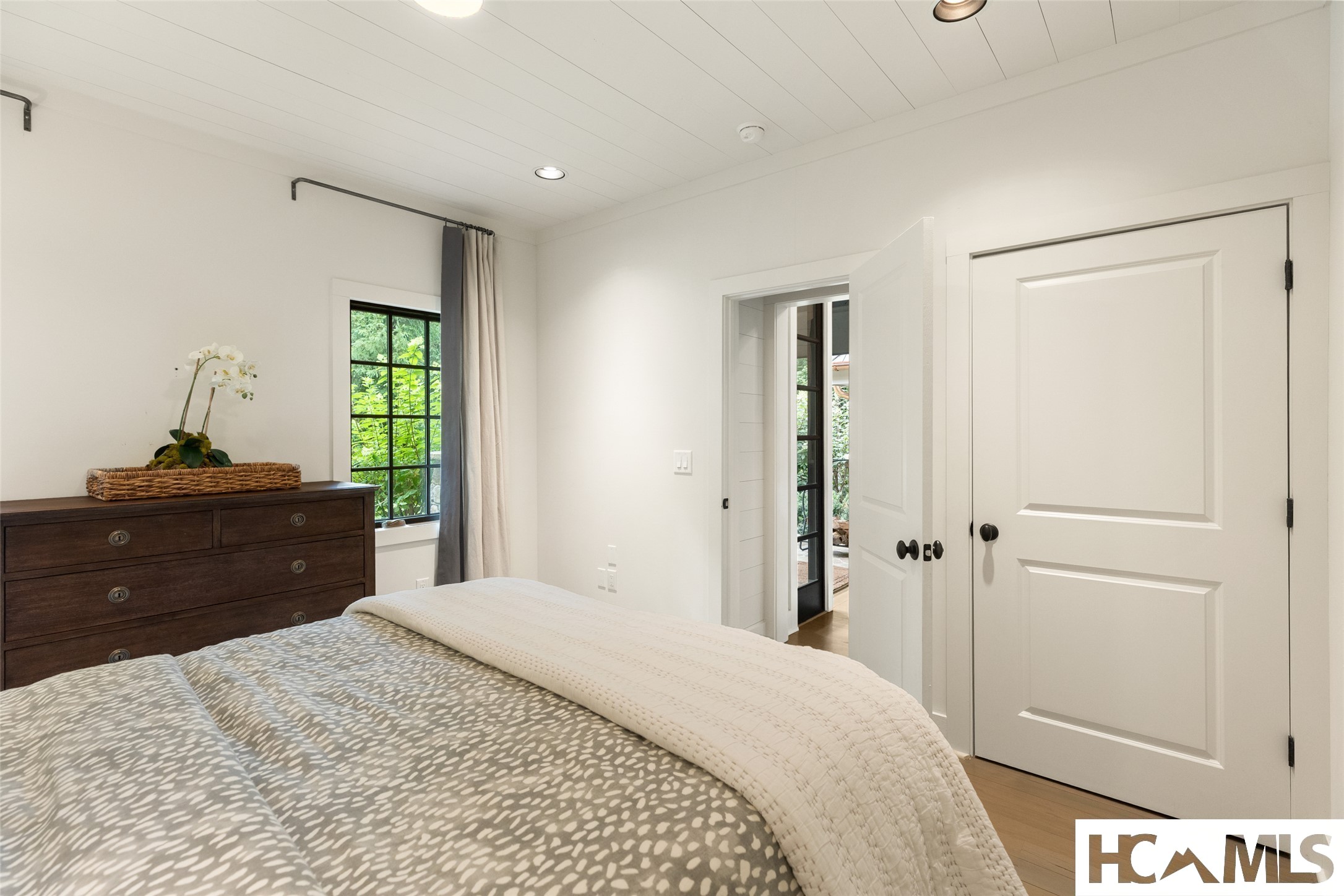 288 Cherokee View