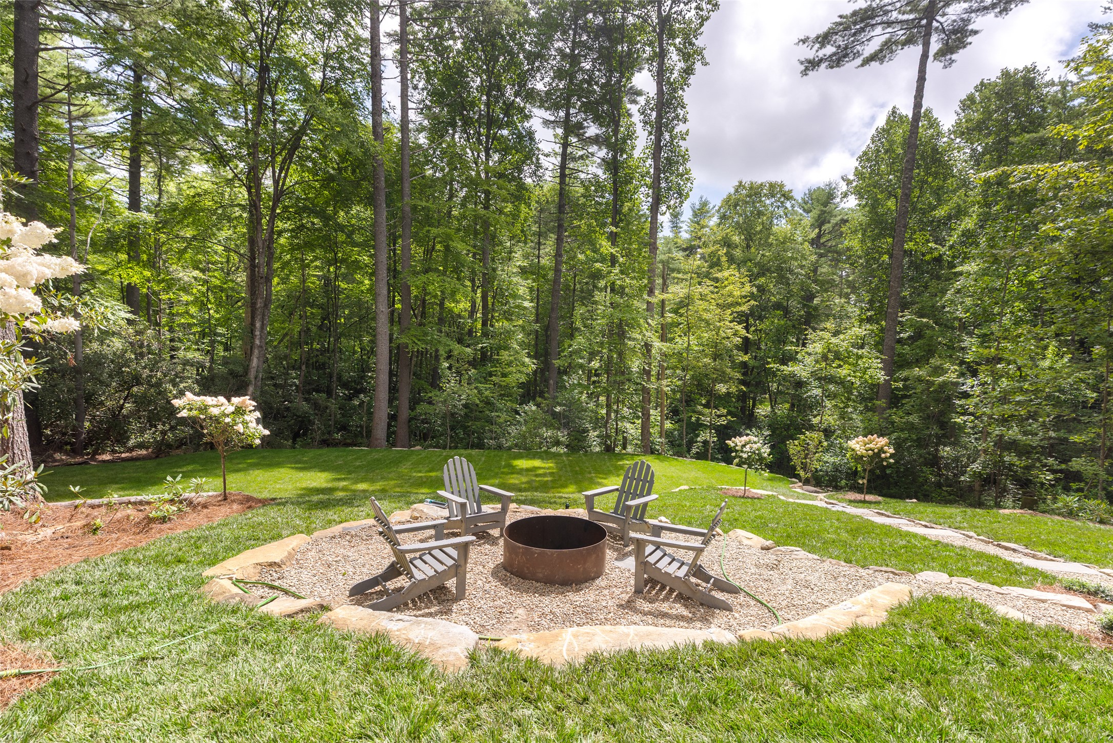288 Cherokee View