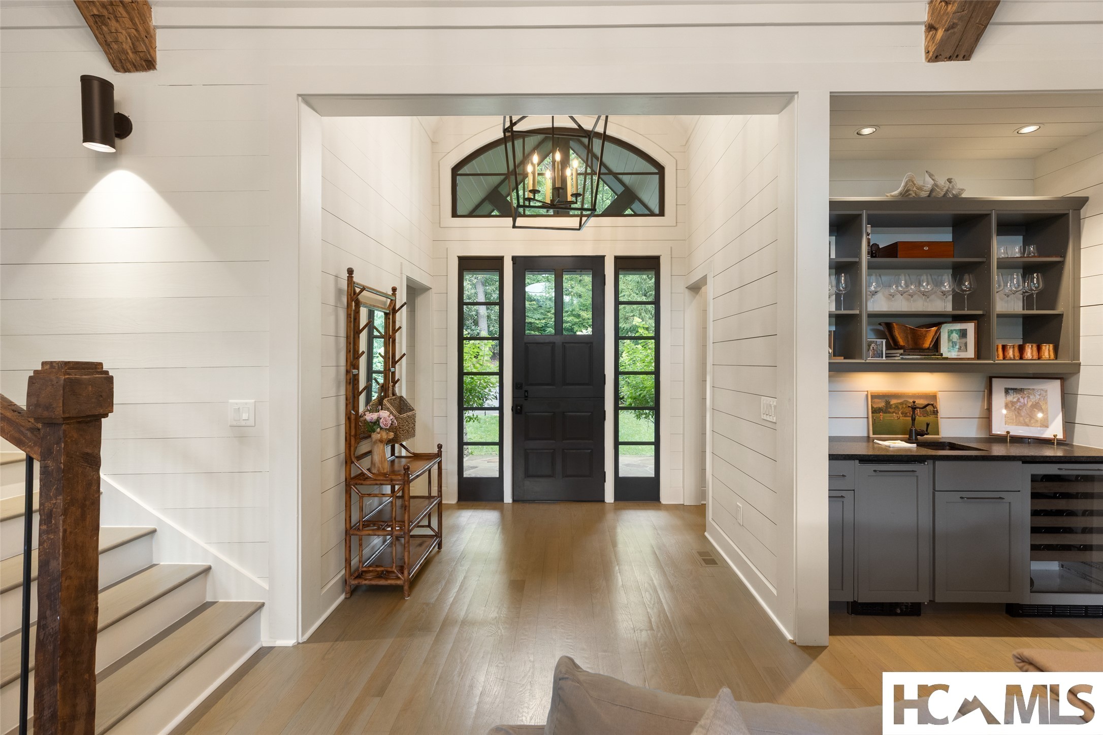 288 Cherokee View